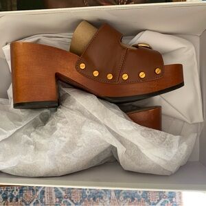Veronica Beard Brown Leather Sandals: Never Worn